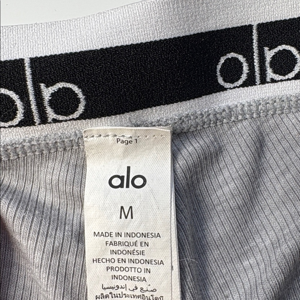 Set of 6 - ALO Yoga White Ribbed Bra & Boy Shorts Set - Picture 7 of 9